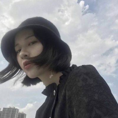 女人品位很高的头像短发 图片 3