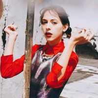 又纯又欲的女头像 图片 5