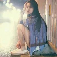 一女阴暗头像双双 图片 4