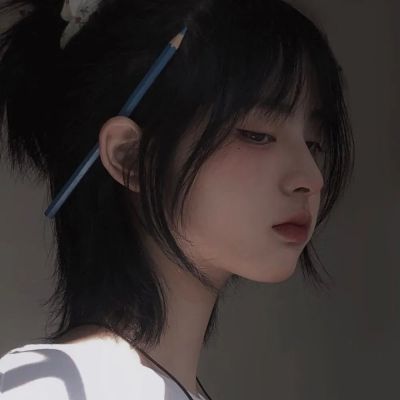 适合新年的头像女生 图片 7
