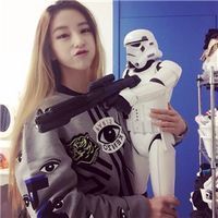 女生戴王冠头像 图片 3