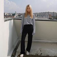 跨年的头像女2026 图片 4